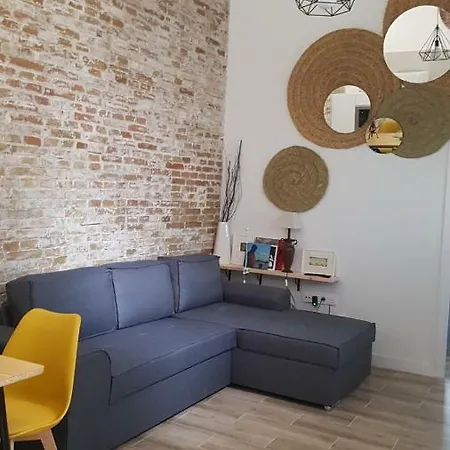 Luxury In Triana Close To The River סביליה